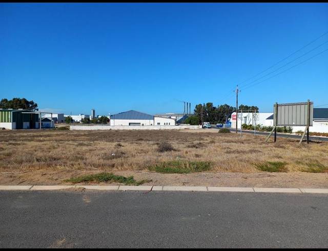 LAND FOR SALE IN HARBOUR LIGHTS